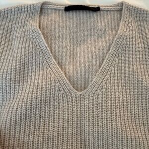 Jenni Kayne V Neck Ribbed Knit Sweater
